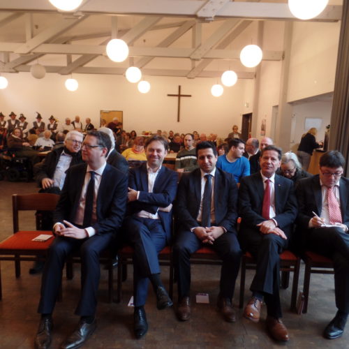 von links: Thorsten Schäfer-Gümbel, SPD-Bundestagsabgordneter Jens Zimmermann, Bürgermeister von Heusenstamm Halil Öztas, Landtagsabgeordneter Corrado di Benedetto, Kreisbeigeordneter und SPD-Kreisvorsitzender Carsten Müller